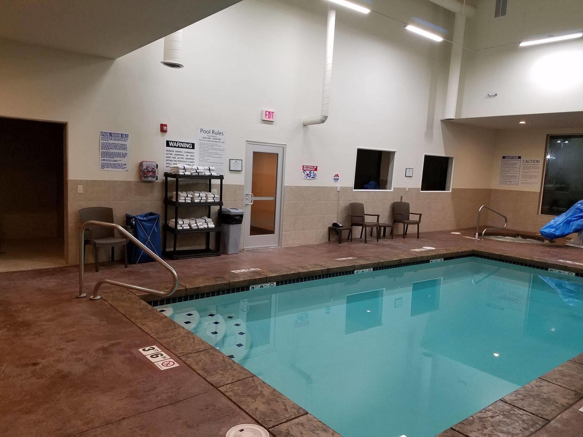 Comfort Inn & Suites Vernal - National Monument Area Kültér fotó